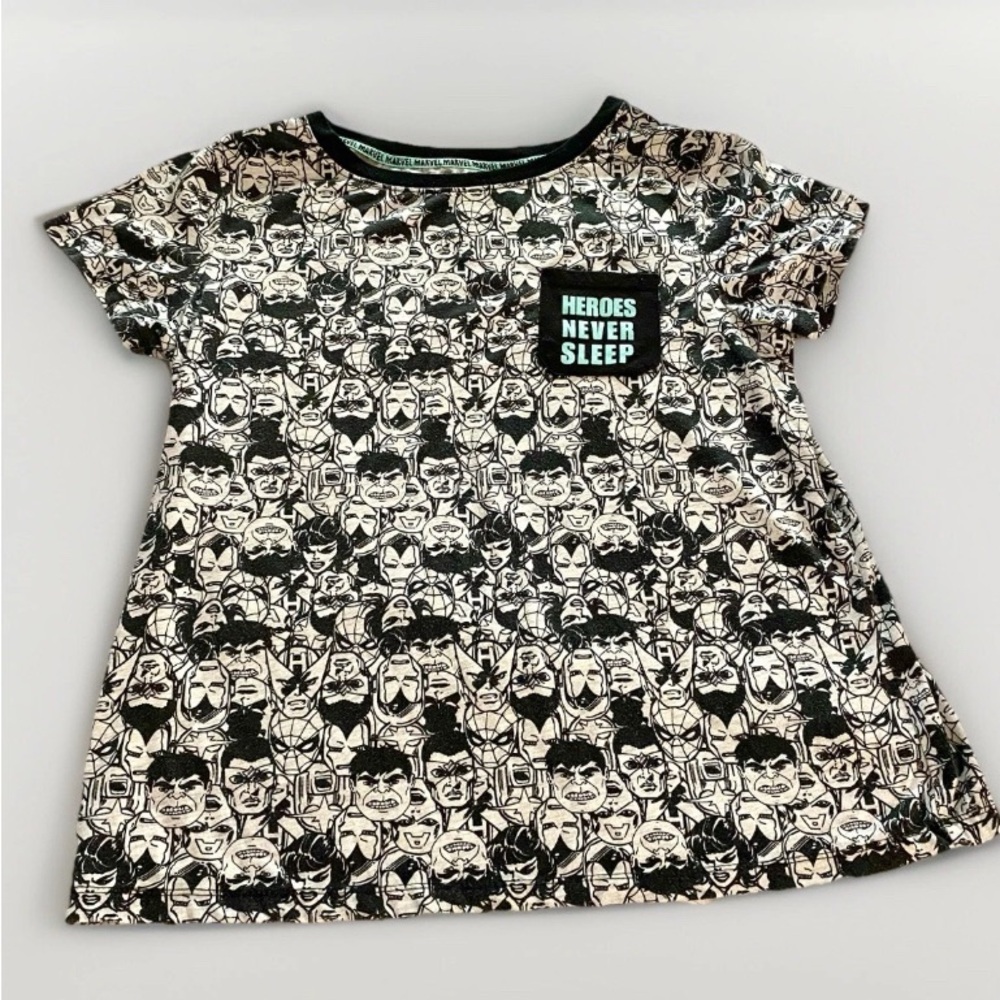 Marvel Comics ‘Heroes Never Sleep’‎ Vintage Women’s T Shirt Large L Short Sleeve